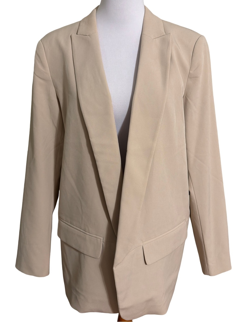 White House Black Market Beige Open Front Blazer